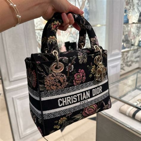 dior cheap bag|cheapest dior bag price.